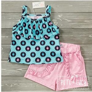 Pete+Lucy short set